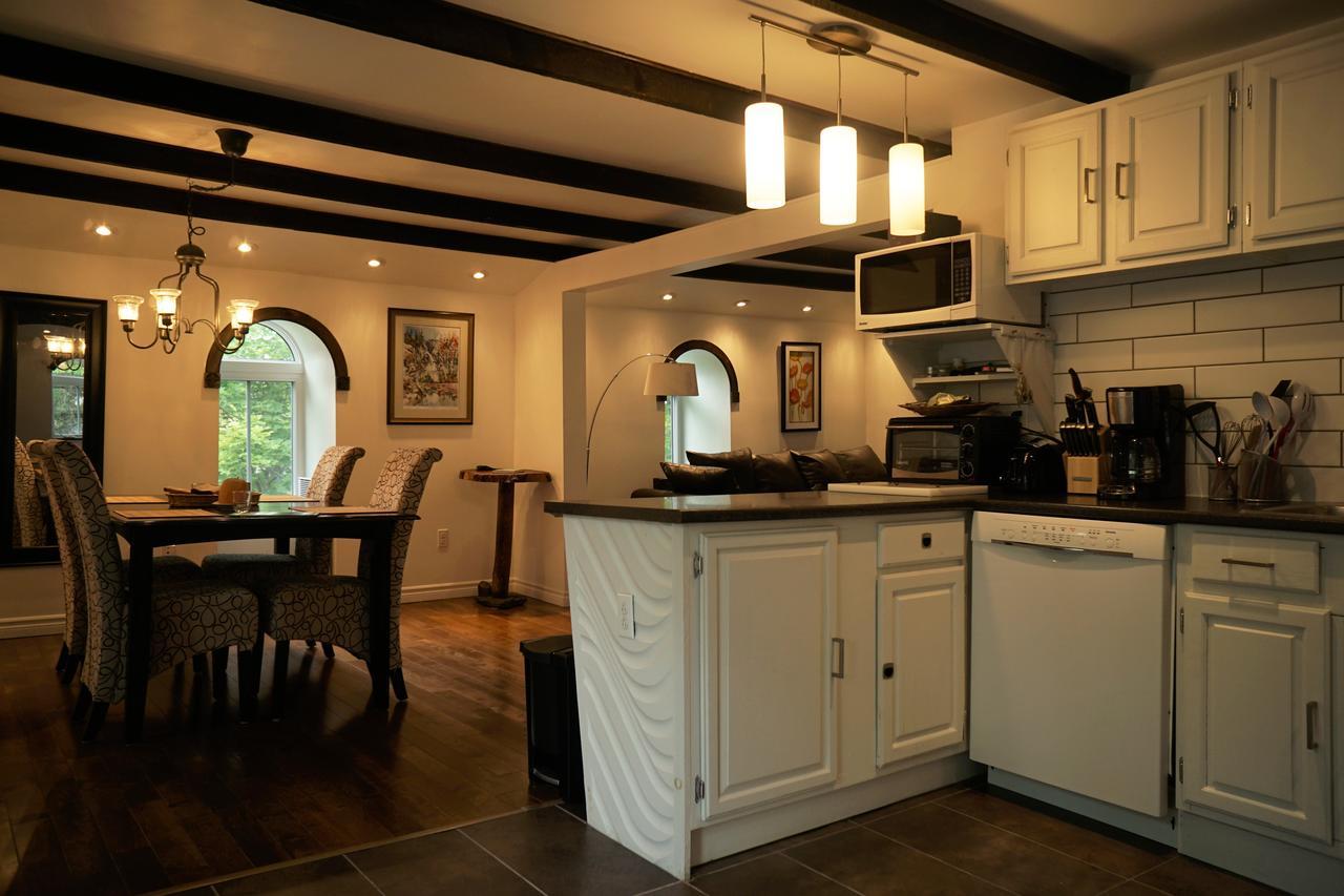 Auberge A La Fontaine 萨顿 外观 照片